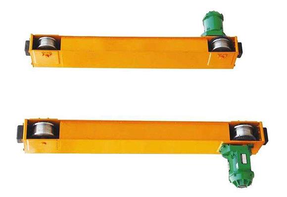 クレーンの終わりの梁