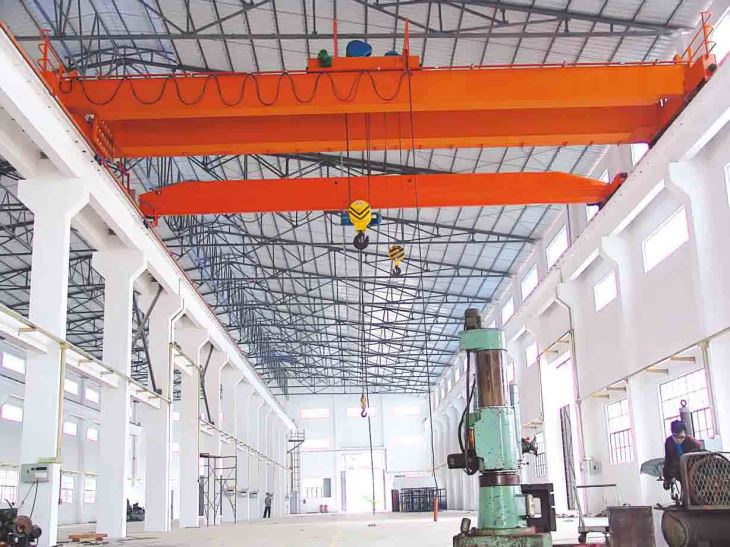 イートクレーン